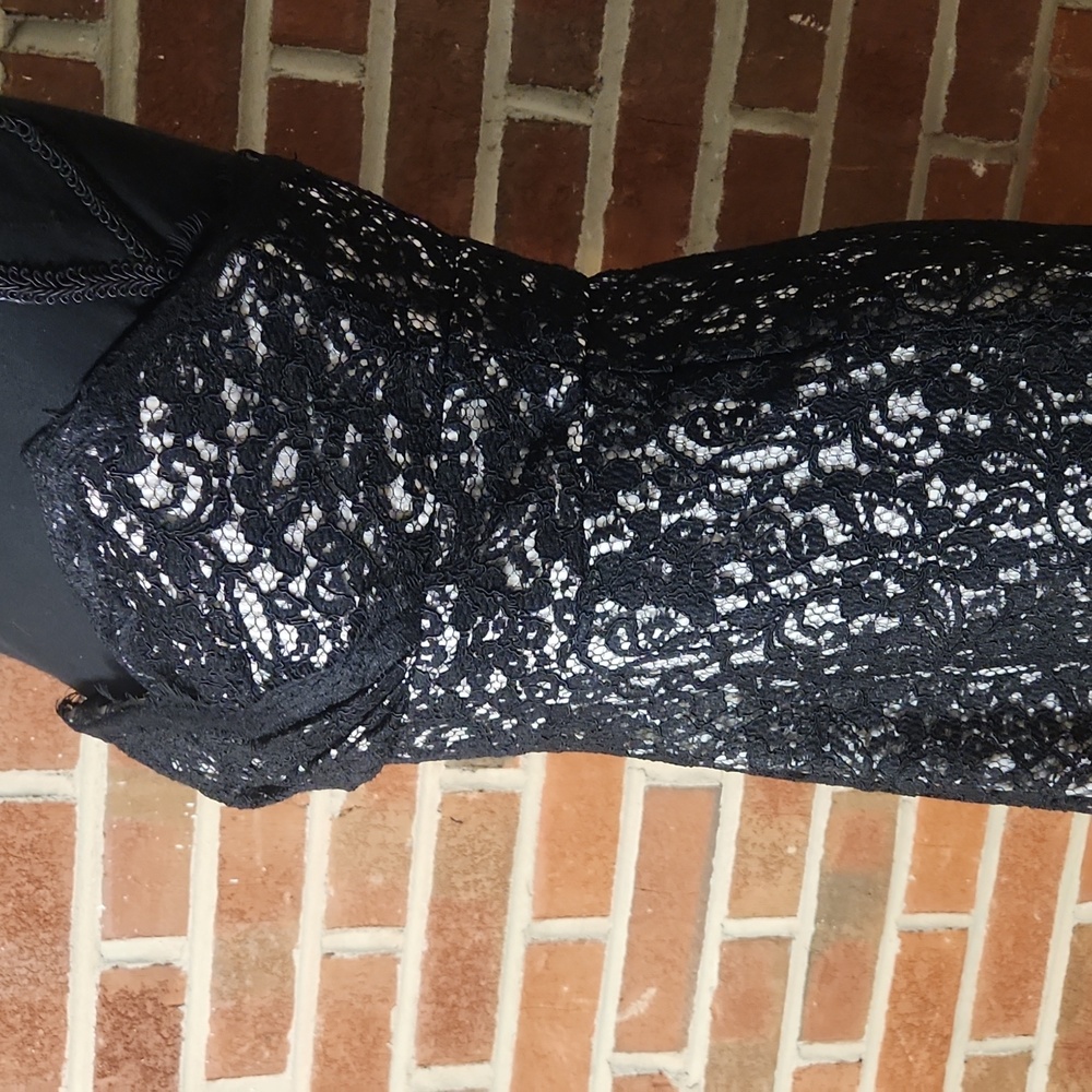 White House Black Market Strapless Dress, Size 4 - Picture 2 of 7